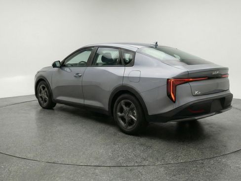 Used 2025 Kia K4 FWD image 5