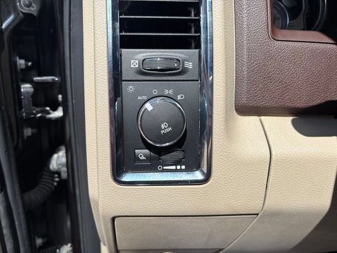 Used 2016 RAM 2500 Longhorn AWD/4WD image 40