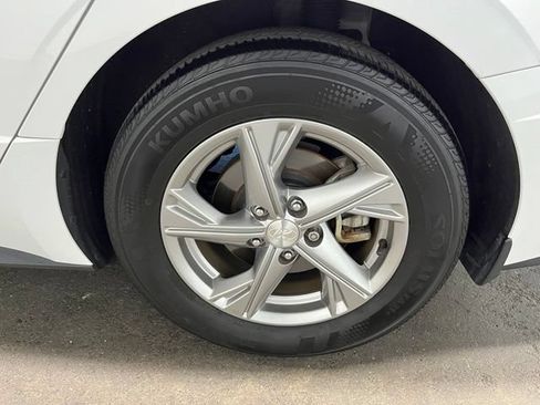 Used 2023 Hyundai Sonata SE FWD image 28