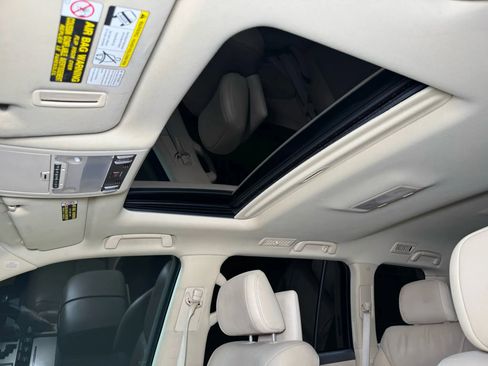 Used 2013 Lexus LX 570 4WD image 50