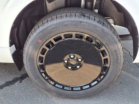 New 2025 Ford Maverick Lobo image 5