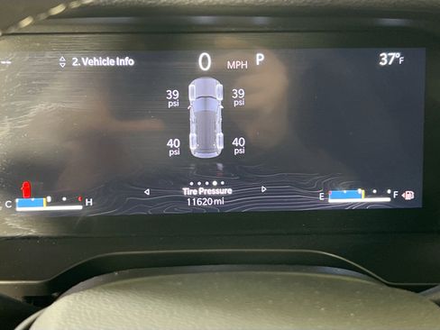 Used 2023 Jeep Grand Cherokee Limited image 12