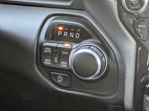 Used 2022 RAM 1500 Big Horn AWD/4WD image 19
