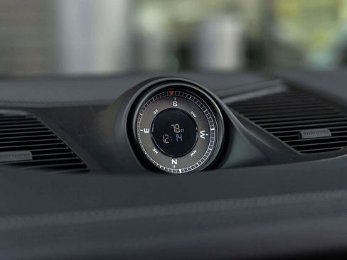 New 2026 Porsche Cayenne Turbo image 86