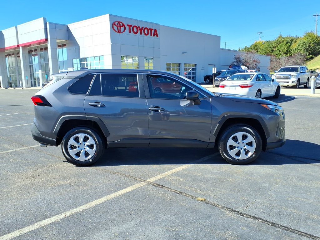 Certified 2025 Toyota RAV4 LE FWD image 24