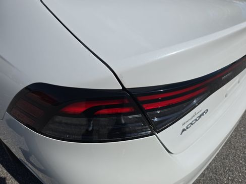 Used 2025 Honda Accord SE image 30