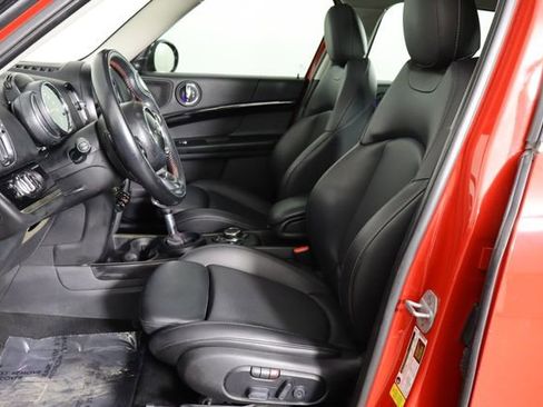 Used 2019 MINI Cooper Countryman S w/ Premium Package FWD image 16