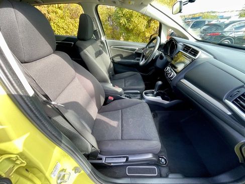 Used 2016 Honda Fit EX image 11