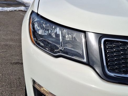 Used 2019 Jeep Compass Latitude w/ Popular Equipment Group image 13