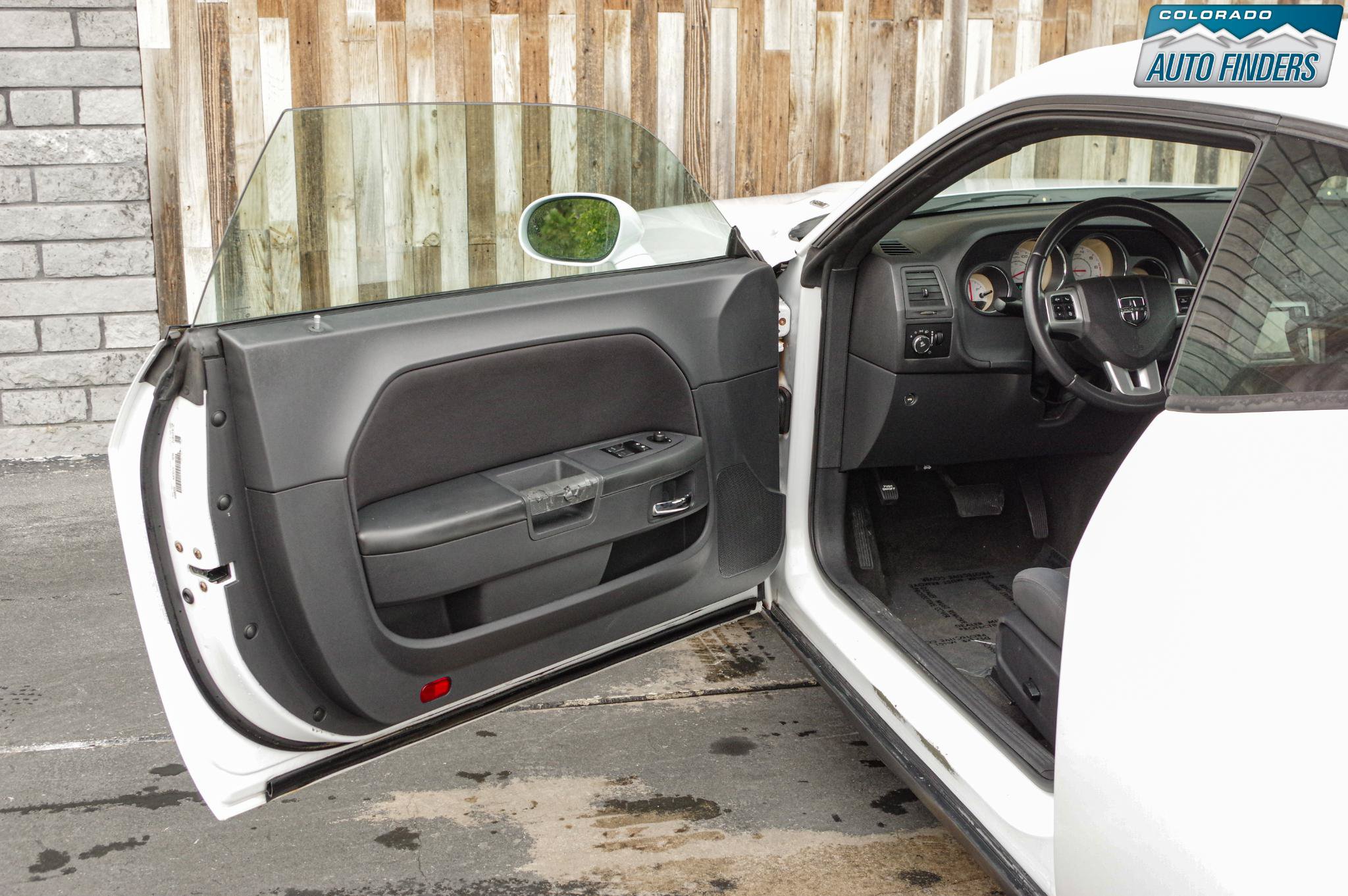 Used 2013 Dodge Challenger R/T w/ Sound Group II RWD image 10