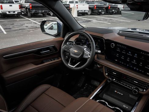 New 2026 Chevrolet Suburban High Country image 16