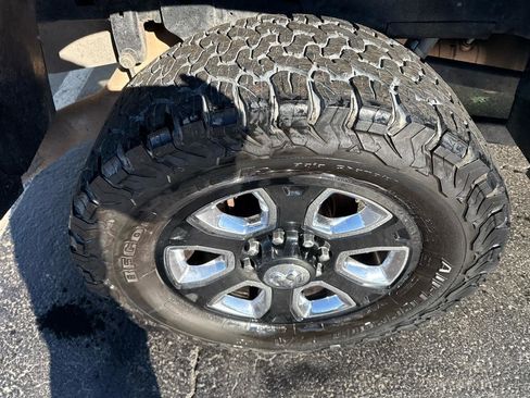 Used 2018 RAM 2500 Limited AWD/4WD image 9