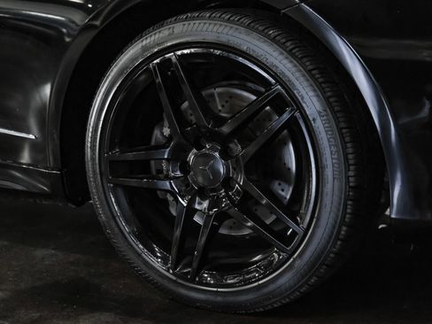 Used 2015 Mercedes-Benz E 400 4MATIC Coupe w/ Premium 1 Package image 44