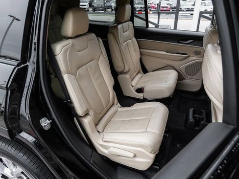Used 2022 Jeep Grand Cherokee L Limited AWD/4WD image 47