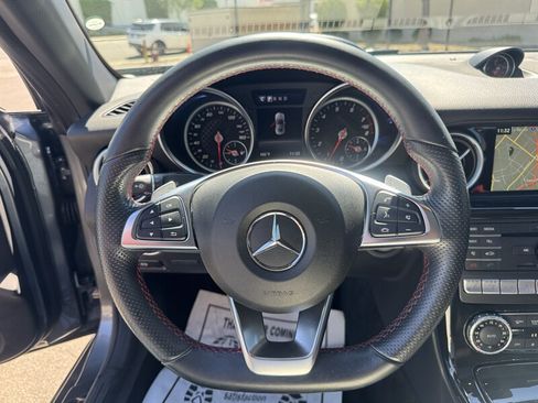 Used 2017 Mercedes-Benz SLC 300 image 28