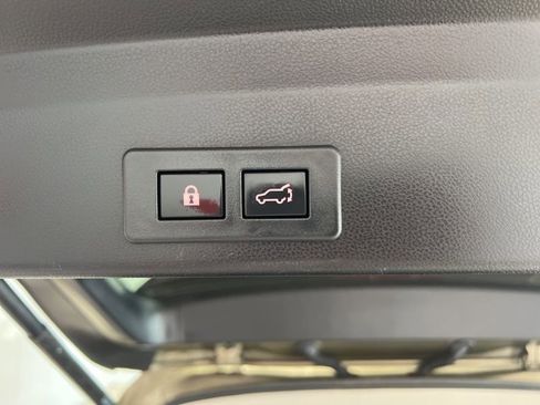 Used 2023 Subaru Ascent Onyx Edition Limited AWD/4WD image 9