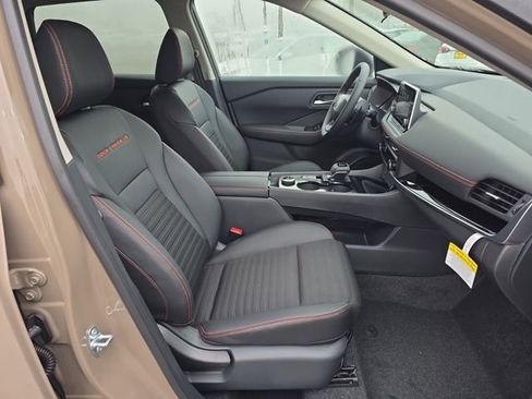 New 2026 Nissan Rogue Rock Creek image 9