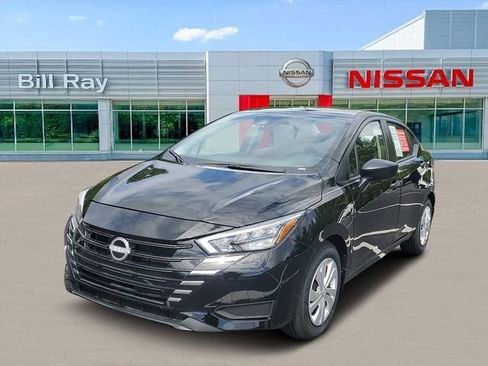 Certified 2025 Nissan Versa S w/ Trunk Package FWD image 2