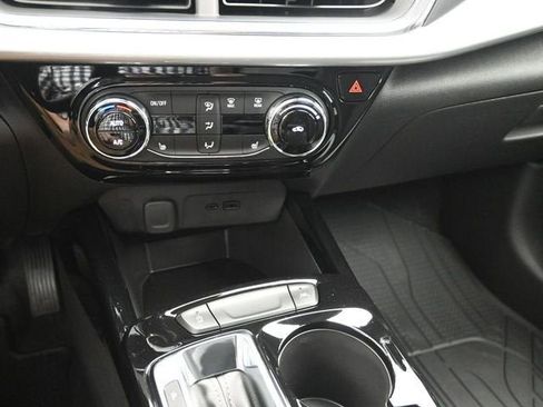 New 2026 Chevrolet Trax LT image 26