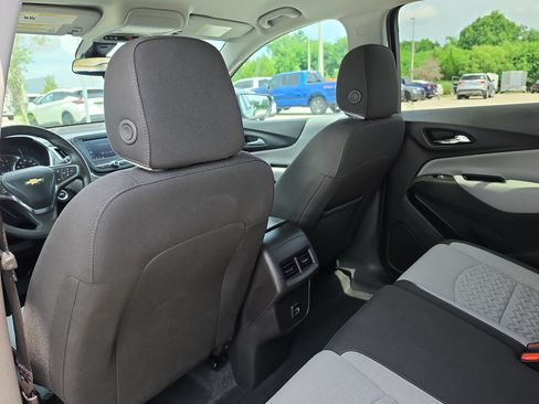 Certified 2024 Chevrolet Equinox LS w/ LS Convenience Package FWD image 10