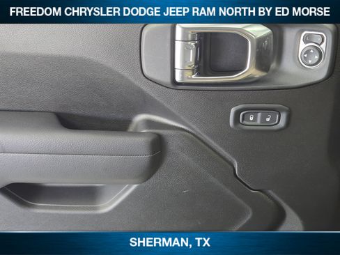 New 2024 RAM 3500 Laramie image 20