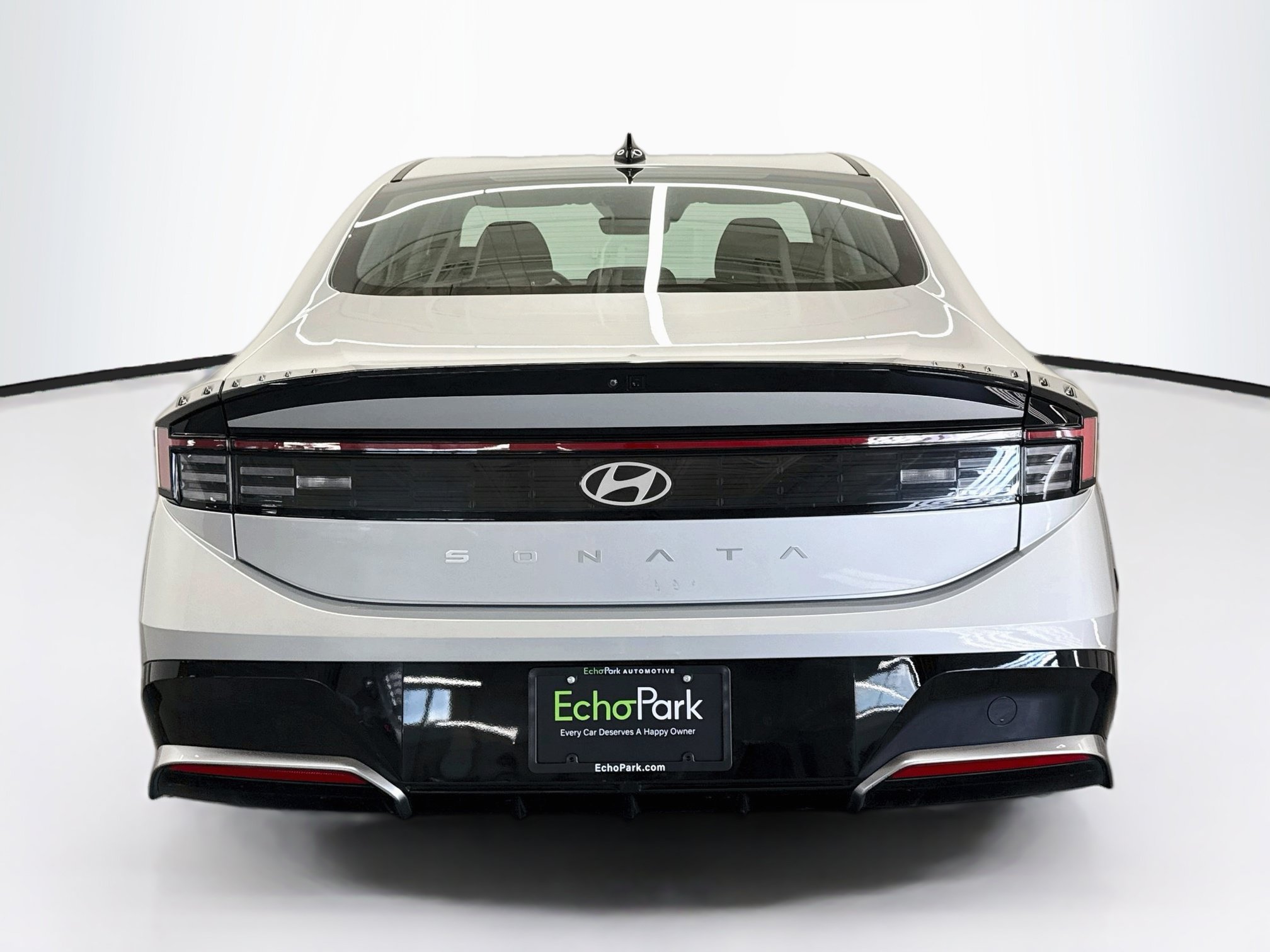 Used 2025 Hyundai Sonata SEL FWD image 7