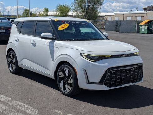 Certified 2023 Kia Soul GT-Line w/ GT-Line Technology Package FWD image 7