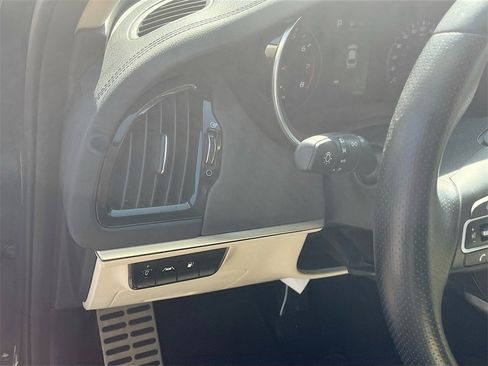 Used 2023 Kia Stinger GT-Line w/ Sun & Sound Package image 10