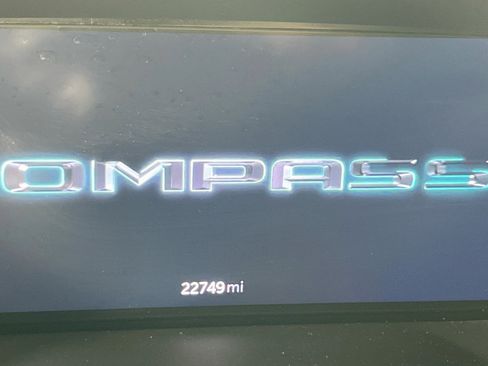Used 2022 Jeep Compass High Altitude AWD/4WD image 12