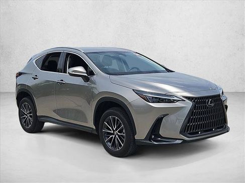 Used 2024 Lexus NX 250 FWD w/ Towing Package (2000 Lbs) image 3