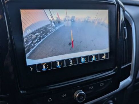 Used 2021 Chevrolet Traverse High Country AWD/4WD image 47