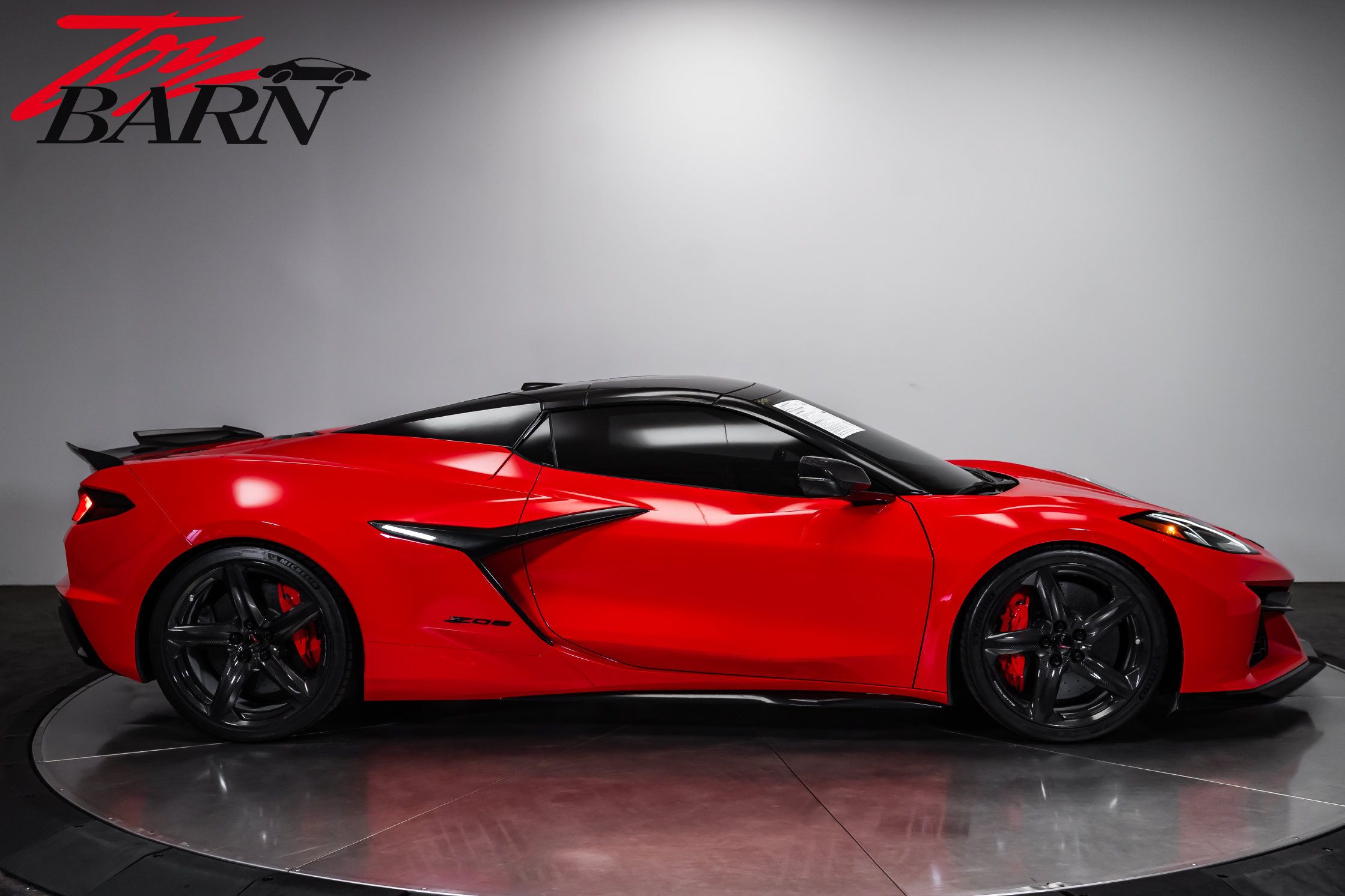 Used 2023 Chevrolet Corvette Z06 w/ Stealth Interior Trim Package RWD image 14