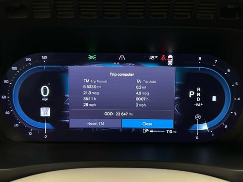 Used 2024 Volvo XC90 B5 Plus w/ Protection Package Premier image 30