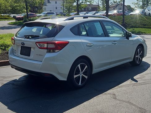 Used 2019 Subaru Impreza 2.0i Premium AWD/4WD image 9