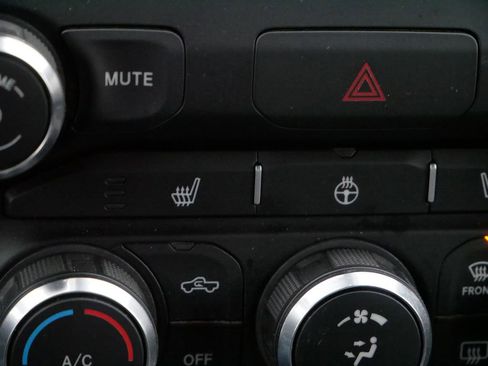 Used 2019 RAM 1500 Big Horn image 36