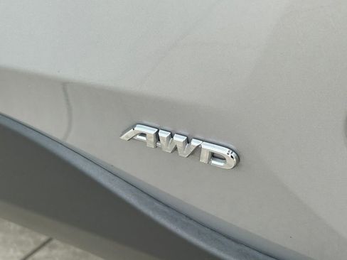 Certified 2022 Toyota RAV4 LE AWD/4WD image 15