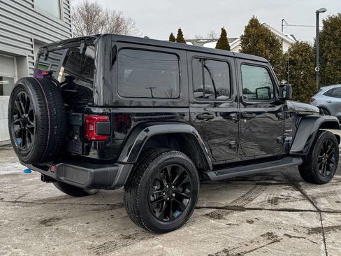 Used 2023 Jeep Wrangler Unlimited Sahara w/ Dual Top Group image 3