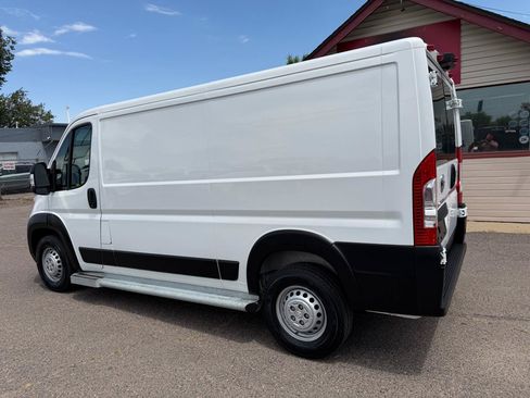 Used 2025 RAM ProMaster 2500 w/ U-Haul Equipment Group FWD image 6