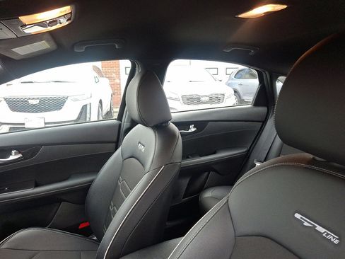 Used 2022 Kia Forte GT-Line image 23