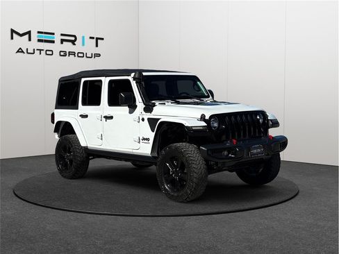 Used 2021 Jeep Wrangler Unlimited Sahara w/ Altitude AWD/4WD image 1