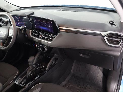 Used 2026 Chevrolet TrailBlazer LT FWD image 7