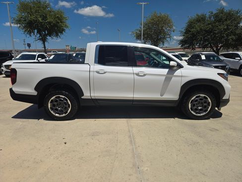 Used 2024 Honda Ridgeline RTL image 2