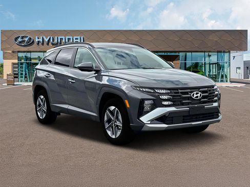Used 2025 Hyundai Tucson SEL FWD image 44