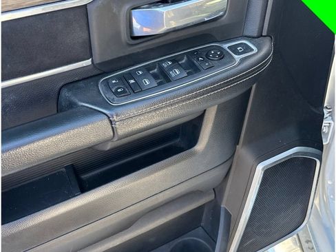 Used 2020 RAM 2500 Laramie AWD/4WD image 16