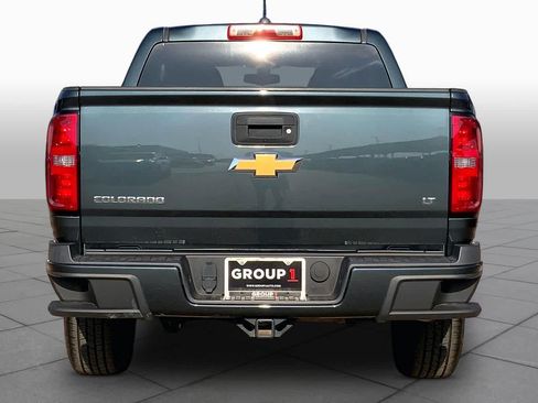 Used 2017 Chevrolet Colorado LT RWD image 5