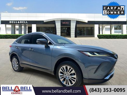 Used 2022 Toyota Venza XLE AWD/4WD image 1