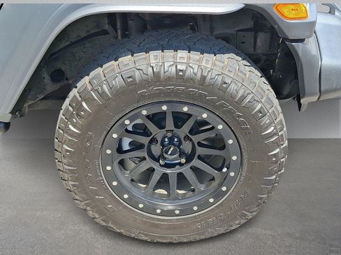 Certified 2020 Jeep Wrangler Sport AWD/4WD image 8