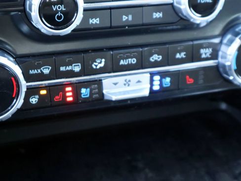 Certified 2023 Ford F150 Lariat AWD/4WD image 9