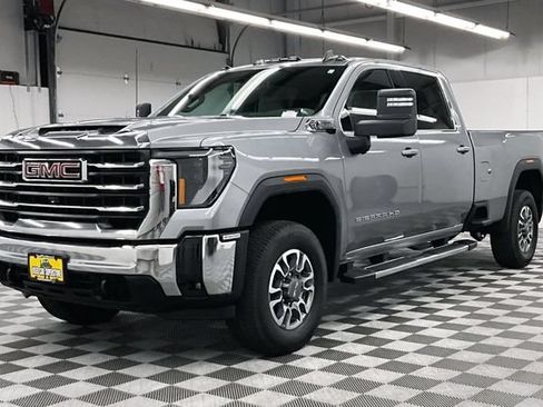Used 2024 GMC Sierra 2500 SLE AWD/4WD image 13