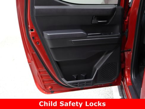 Used 2025 Toyota Tacoma SR5 image 26